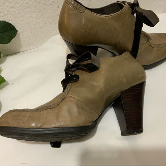 Born Women's Banbury Fringe Moc Boots Size 9 Natural Tan Nubuck Heeled W02016 - Picture 13 of 14